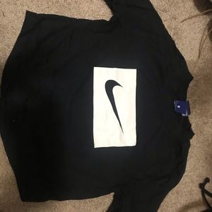 Nike Cropped Tee